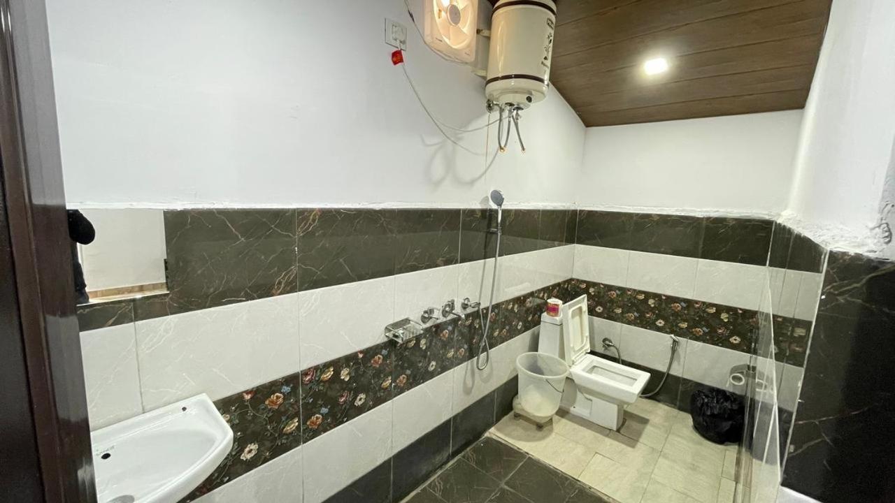 Hotel Town Grand Агра Экстерьер фото